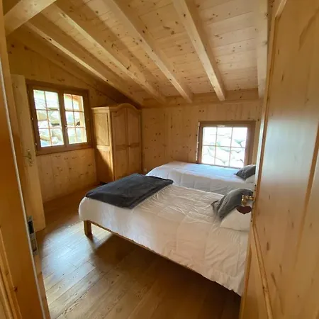 Alpilles - Familial, Recent, Equipe Chalet Chamoson