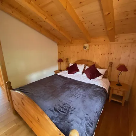 Alpilles - Familial, Recent, Equipe Chalet