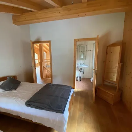 Alpilles - Familial, Recent, Equipe * Chamoson